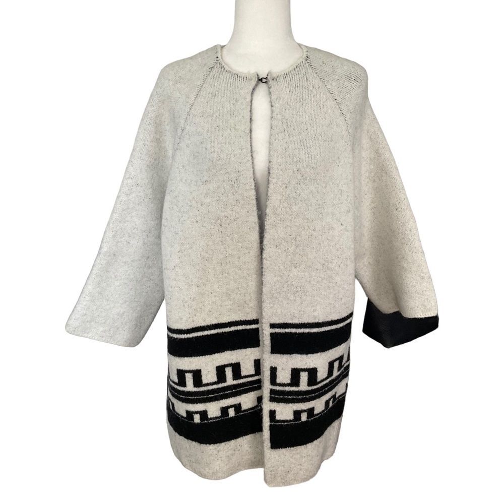 Zara Knit Black and White Wool Blend Greek Key Jacquard Open Front Size S
